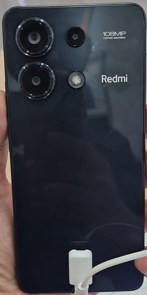 Redmi Note 13 - HP terjangkau dengan kamera canggih dan performa tinggi | kredithpbandung